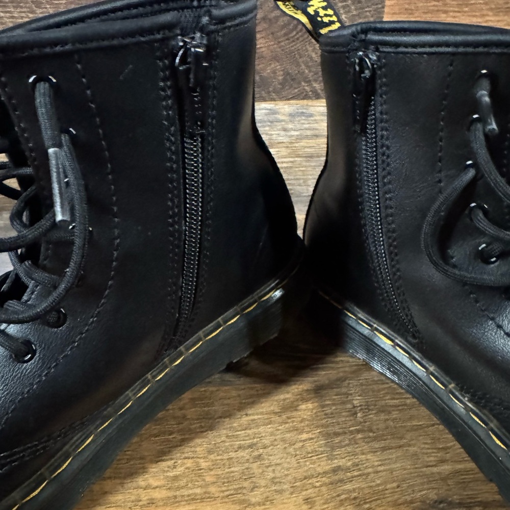 Kids' Dr. Martens Zavala Combat Lace Up Boot. - Picture 9 of 10
